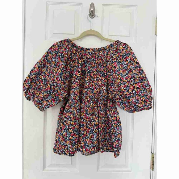 Floral Puff Sleeve Blouse - Picture 2 of 2